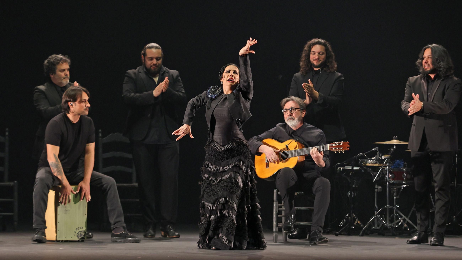 Eva Yerbabuena con 'Yerbagüena (oscuro brillante)' en el Festival de Jerez