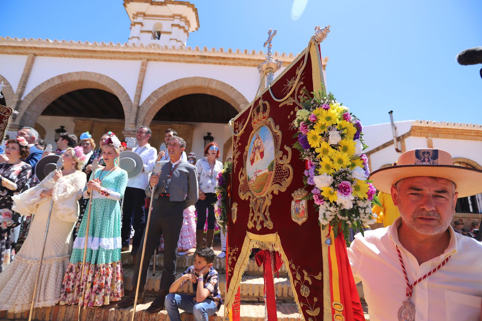 Imágenes de la presentación de las hermandades filiales ante la Virgen de Montemayor