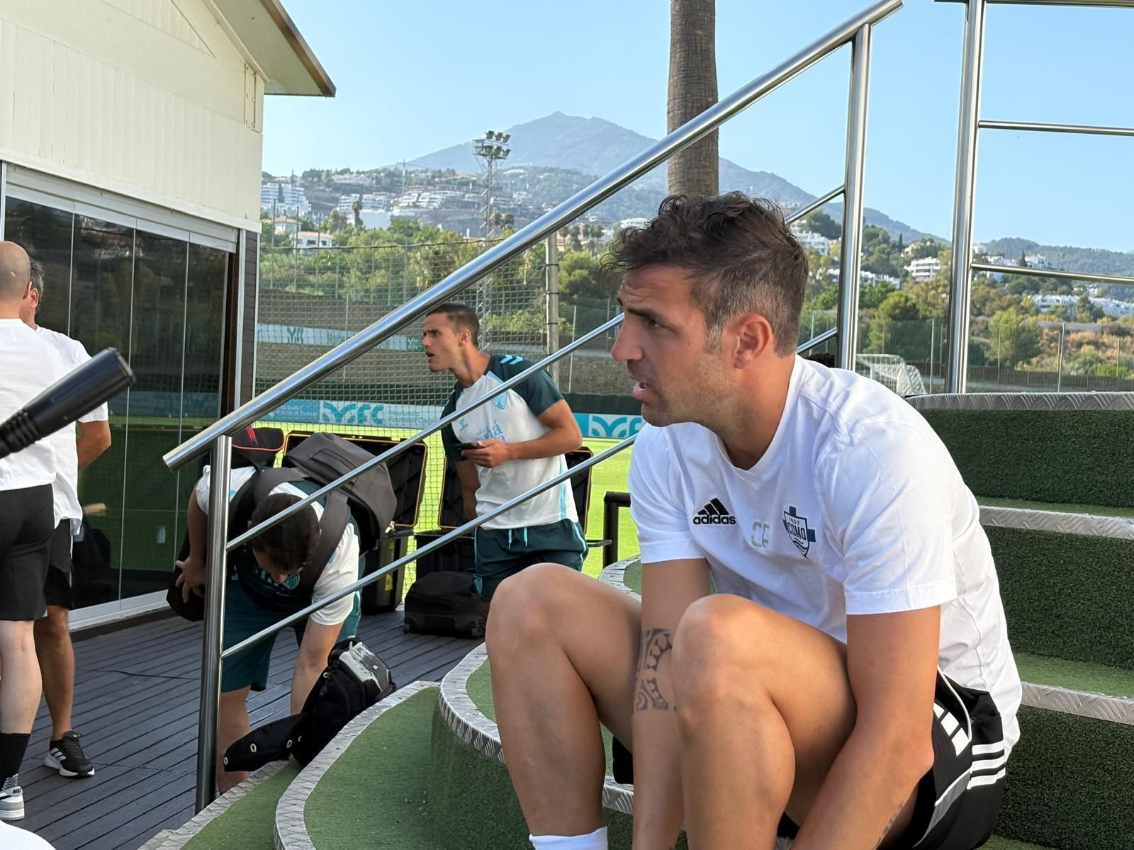 Cesc Fábregas y Fekir, entre los VIPS de Marbella antes del Málaga CF-Al-Wrakh