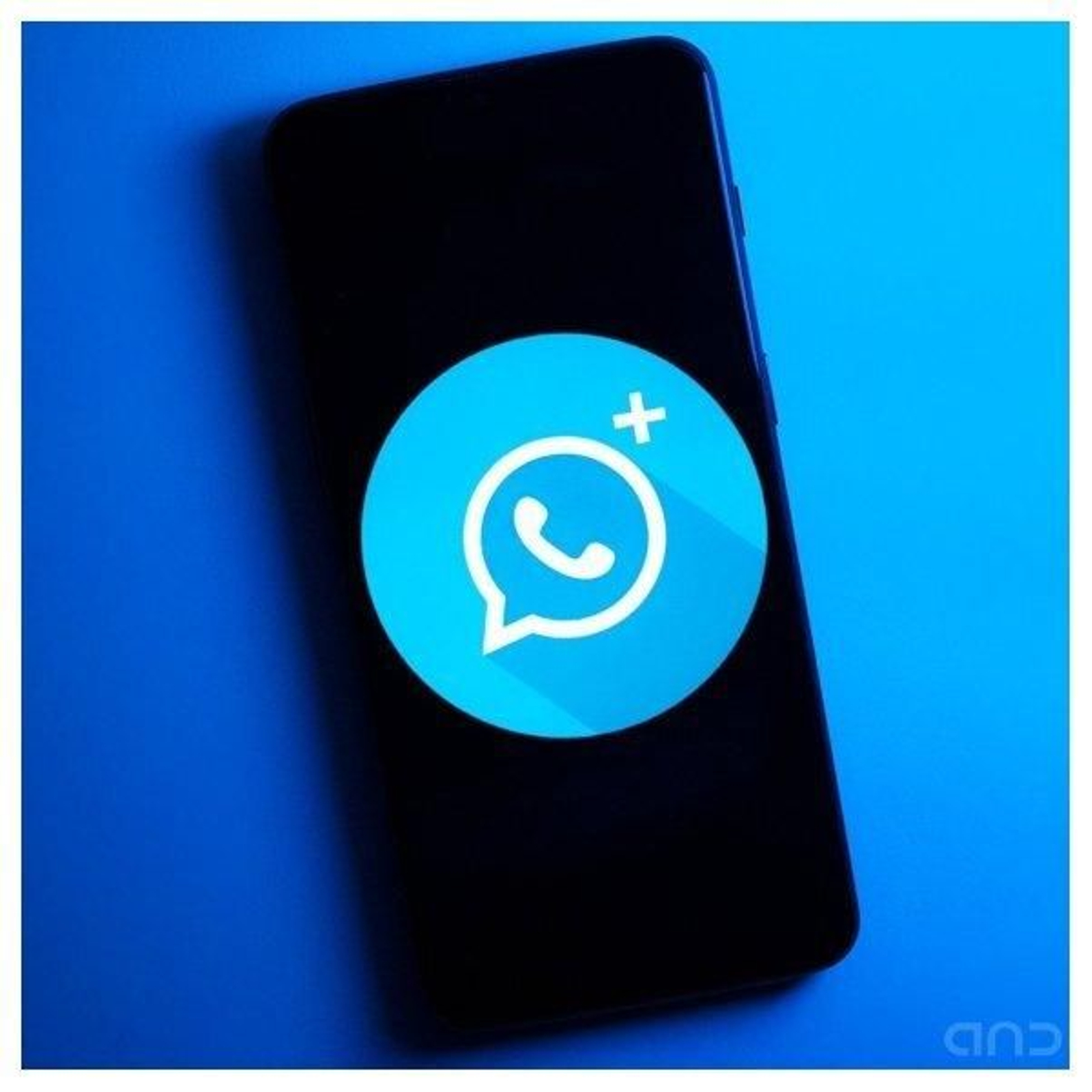 Qué es WhatsApp plus, el complemento a la aplicación original que pone en riesgo tu privacidad