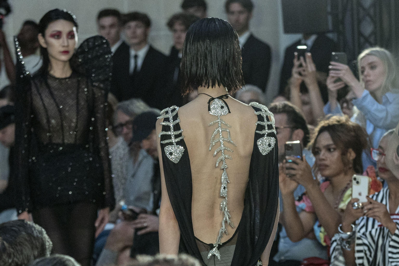 Las mejores imágenes del desfile de Juana Martín en París