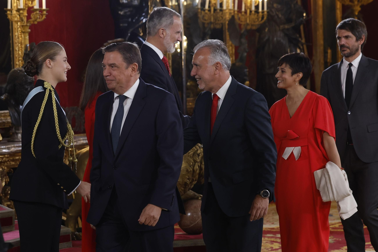 Las imágenes de la recepción de la Fiesta Nacional en el Palacio Real