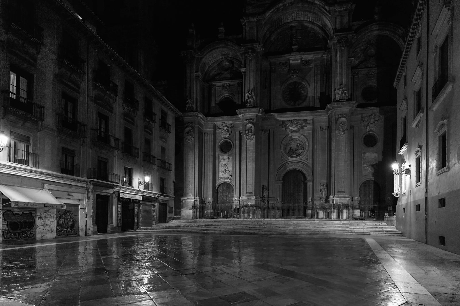 Una de las fotografías de Alejandro Martínez que ilustran 'La ciudad constelada'.