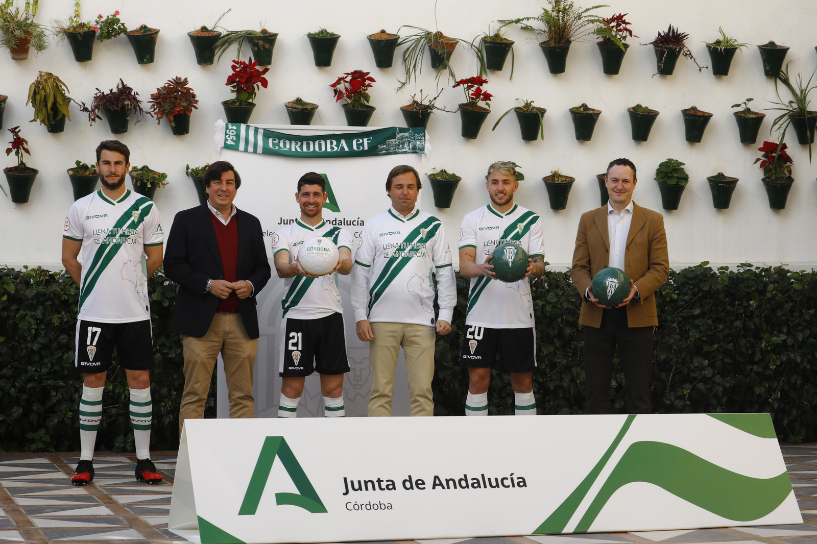 Así es la camiseta conmemorativa del Córdoba CF por el Día de Andalucía