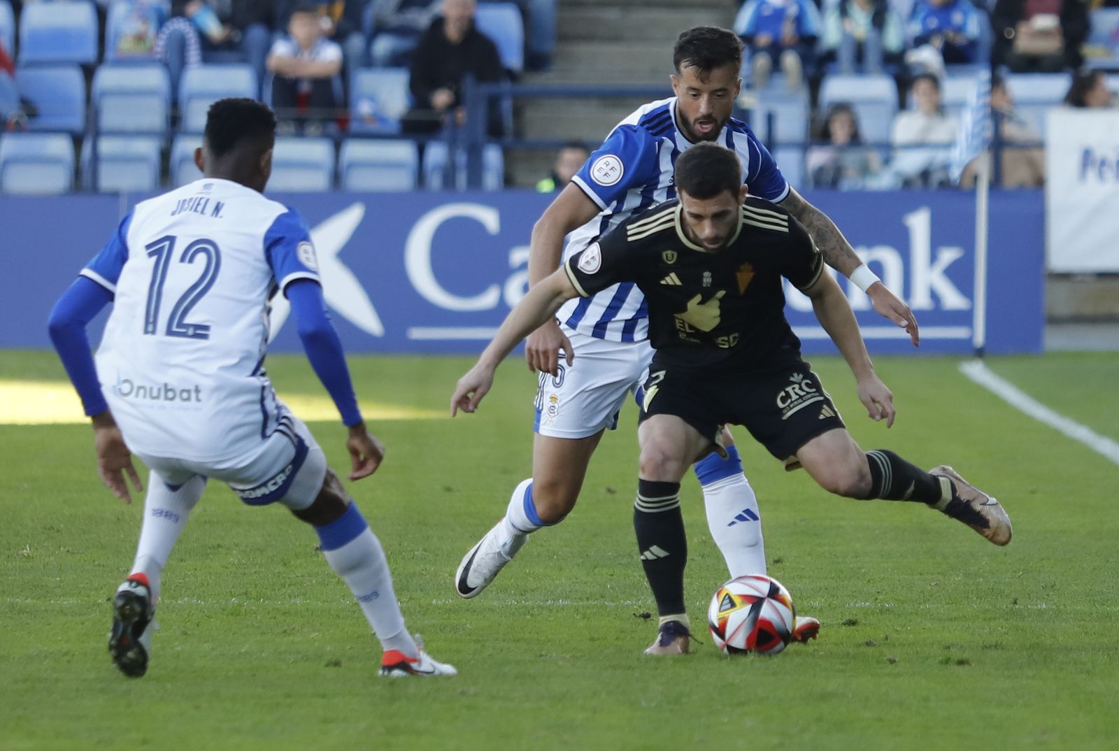 Imágenes del encuentro entre el Recreativo de Huelva y el Real Murcia