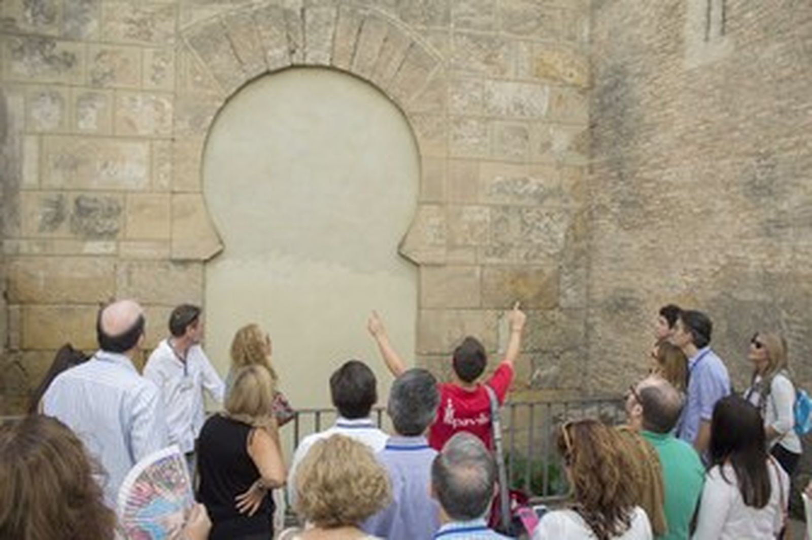 'La Sevilla islámica' está prevista para el día 6 a las 12:00.