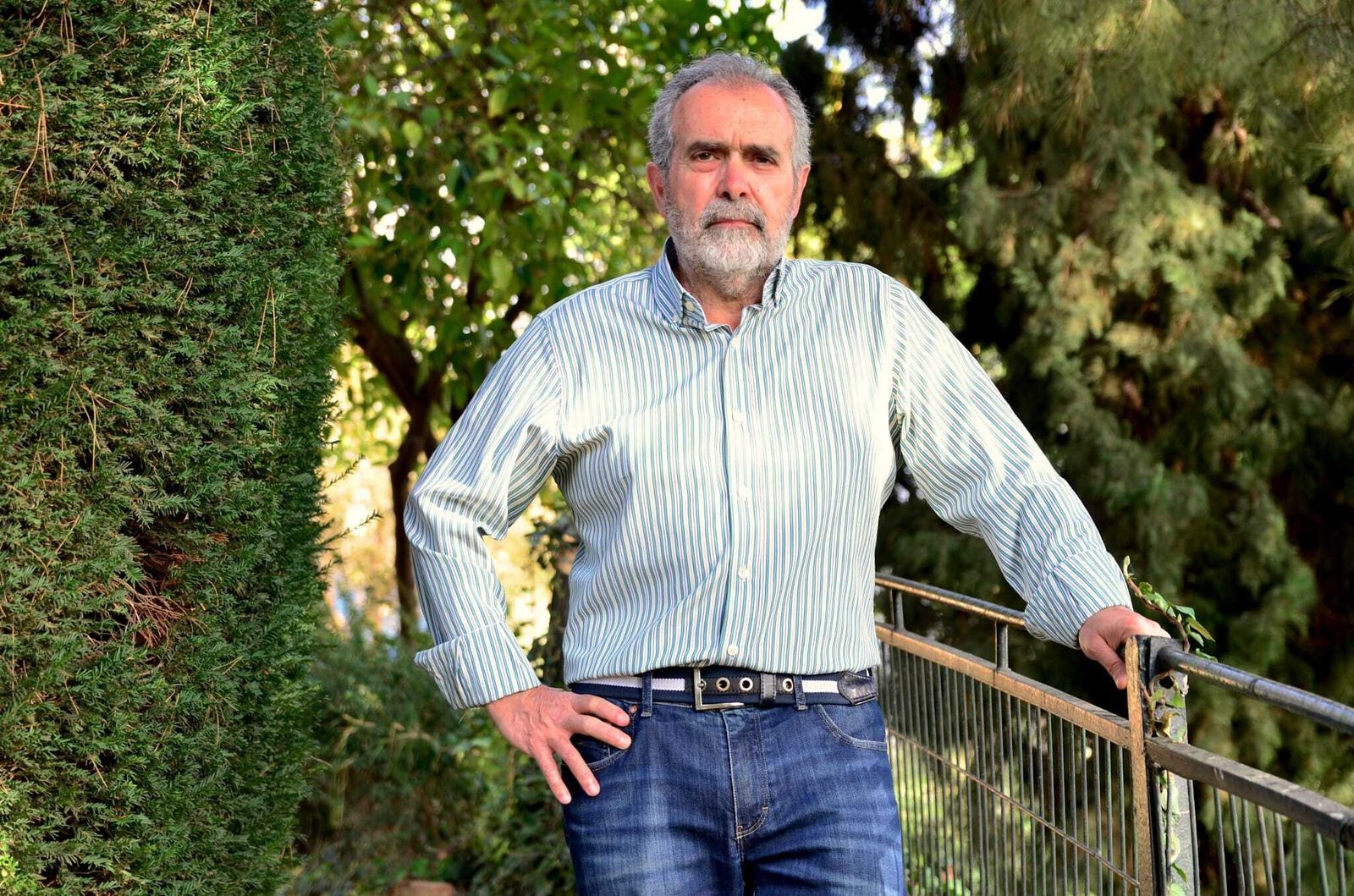 Alfonso Gil Bracero posa para la entrevista.