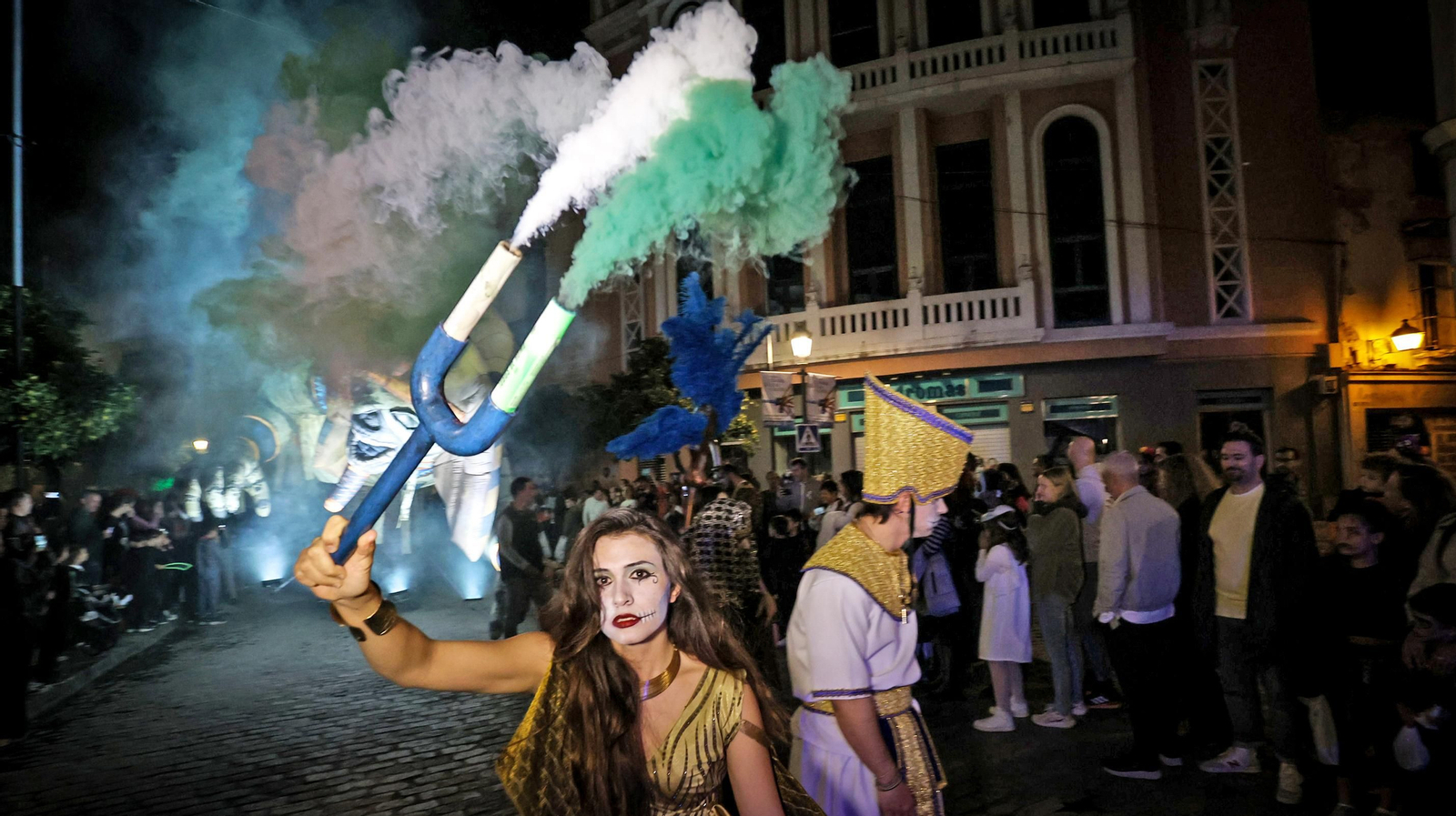 Búscate en la cabalgata de Halloween de Jerez