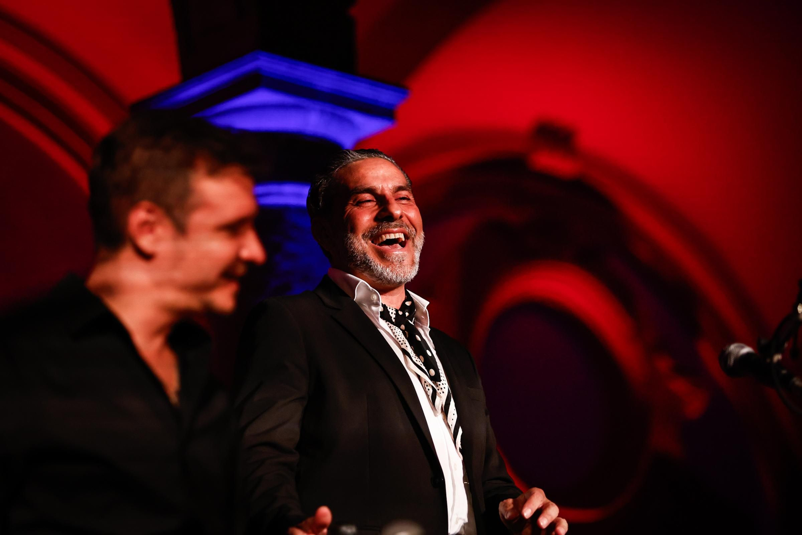 Pedro el Granaíno hace vibrar la Abadía del Sacromonte durante I Bienal de Flamenco de Granada: en imágenes