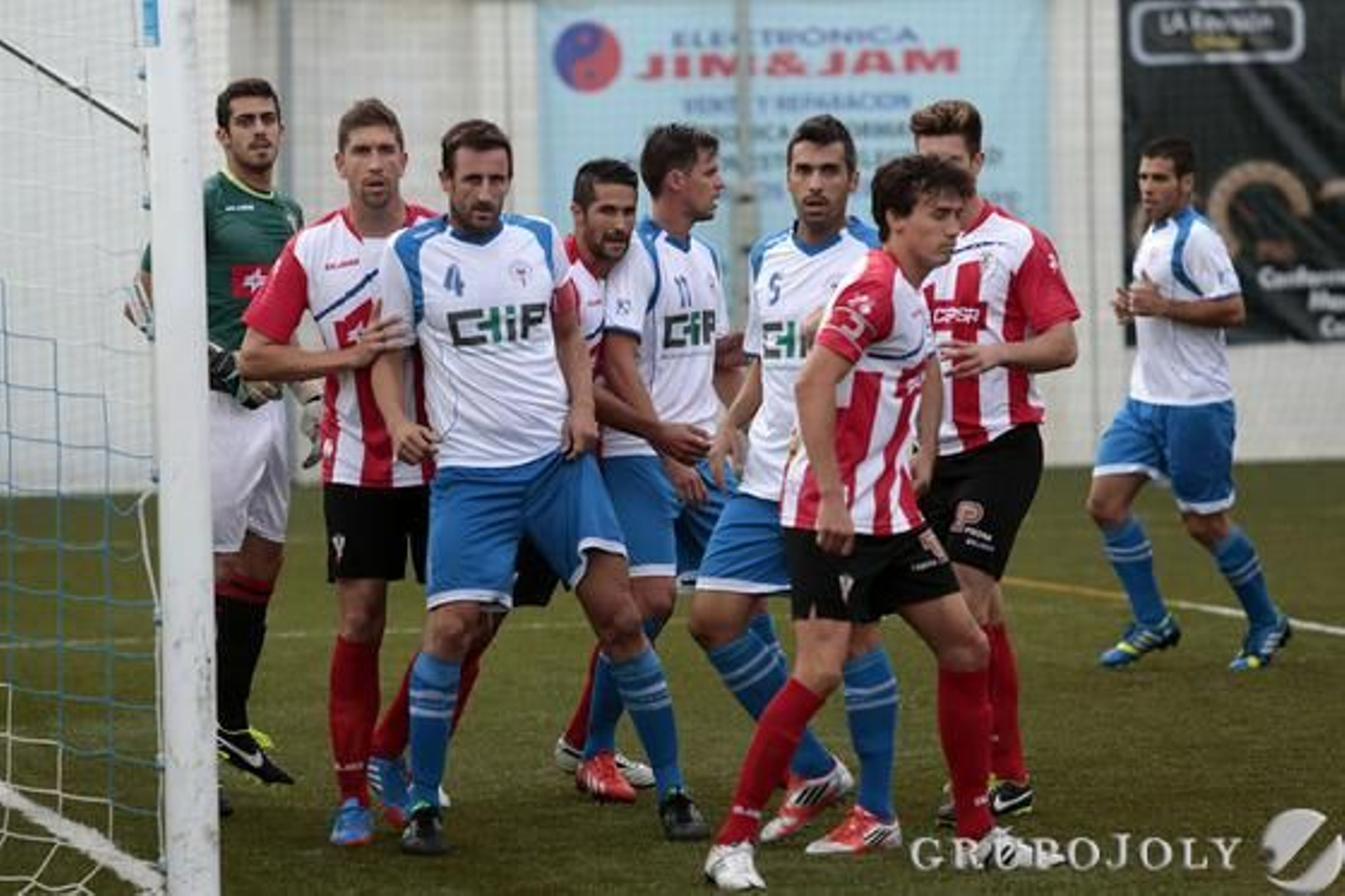 El Algecuras sufre ante el Palo su segunda derrota liguera (2-0).

Foto: Martin Mesa