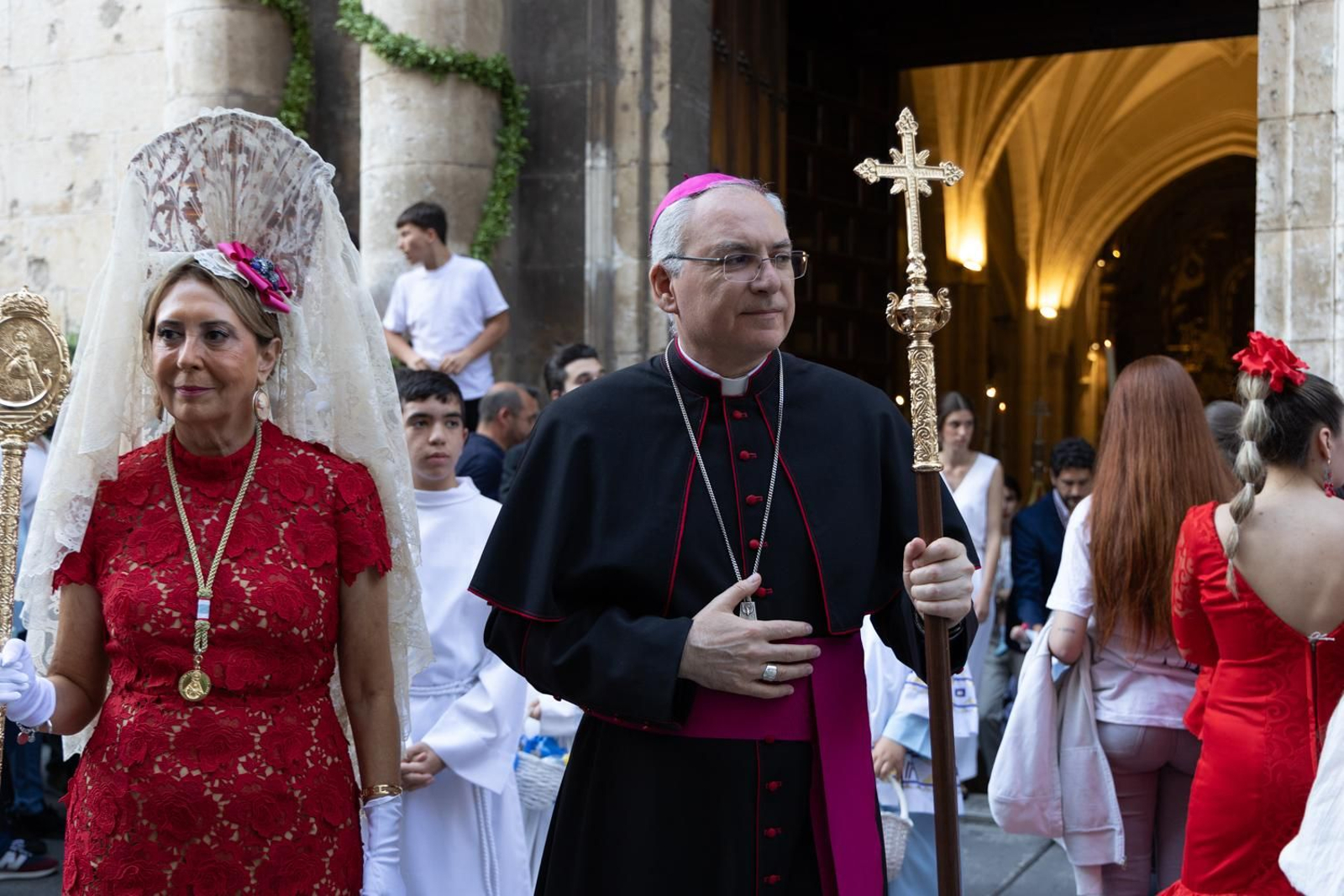 Así ha procesionado la Virgen de la Capilla por Jaén en su día grande.