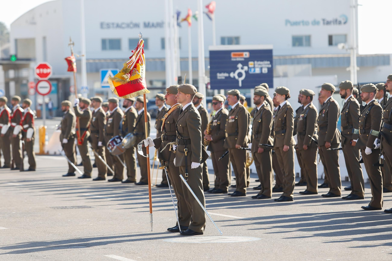 Las fotos de la jura de bandera civil en Tarifa