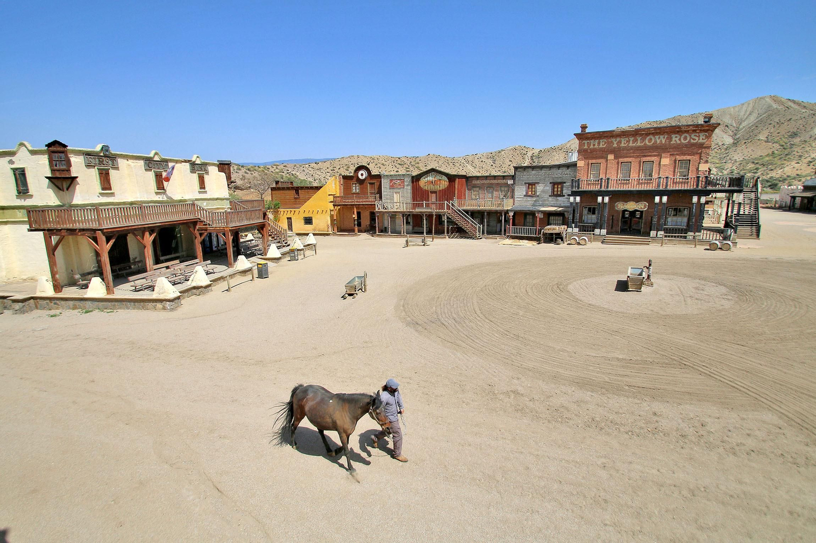 Fotogalería del Oasys Mini Hollywood sin actividad durante el coronavirus