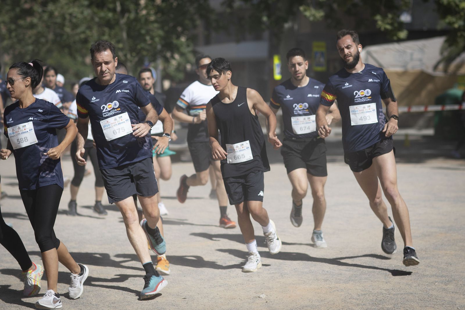 Encuéntrate en las imágenes de la carrera de la Policía Nacional 'Ruta 091'