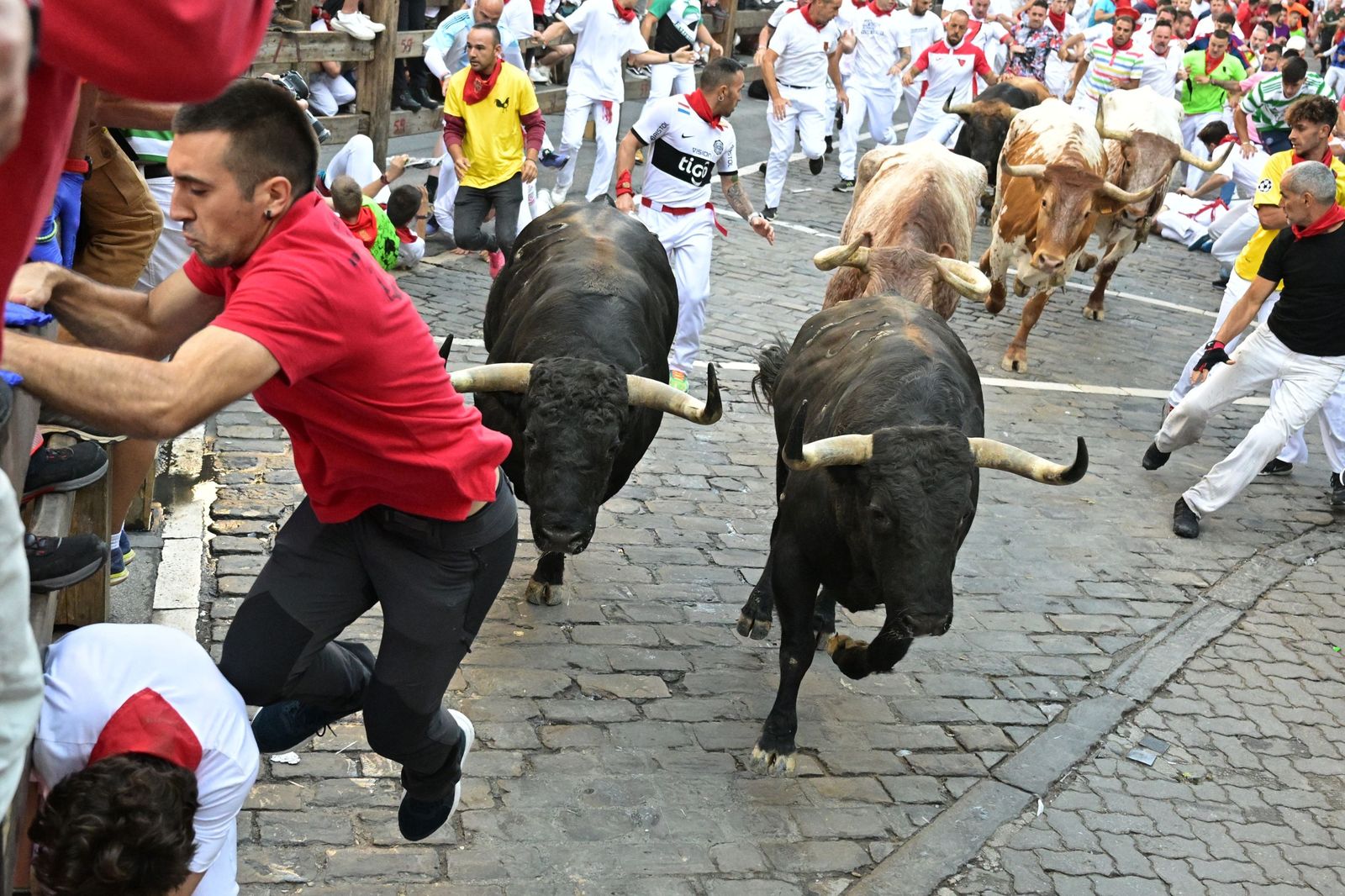 Cuarto encierro de los sanfermines con toros de Fuente Ymbro
