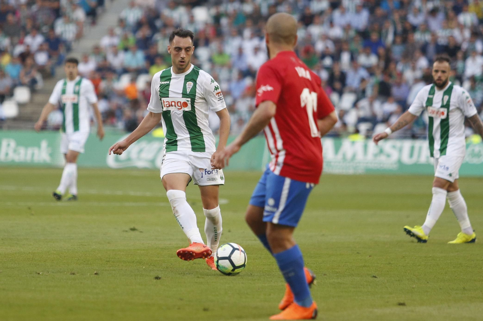 El Córdoba CF-Sporting de Gijón, en imágenes