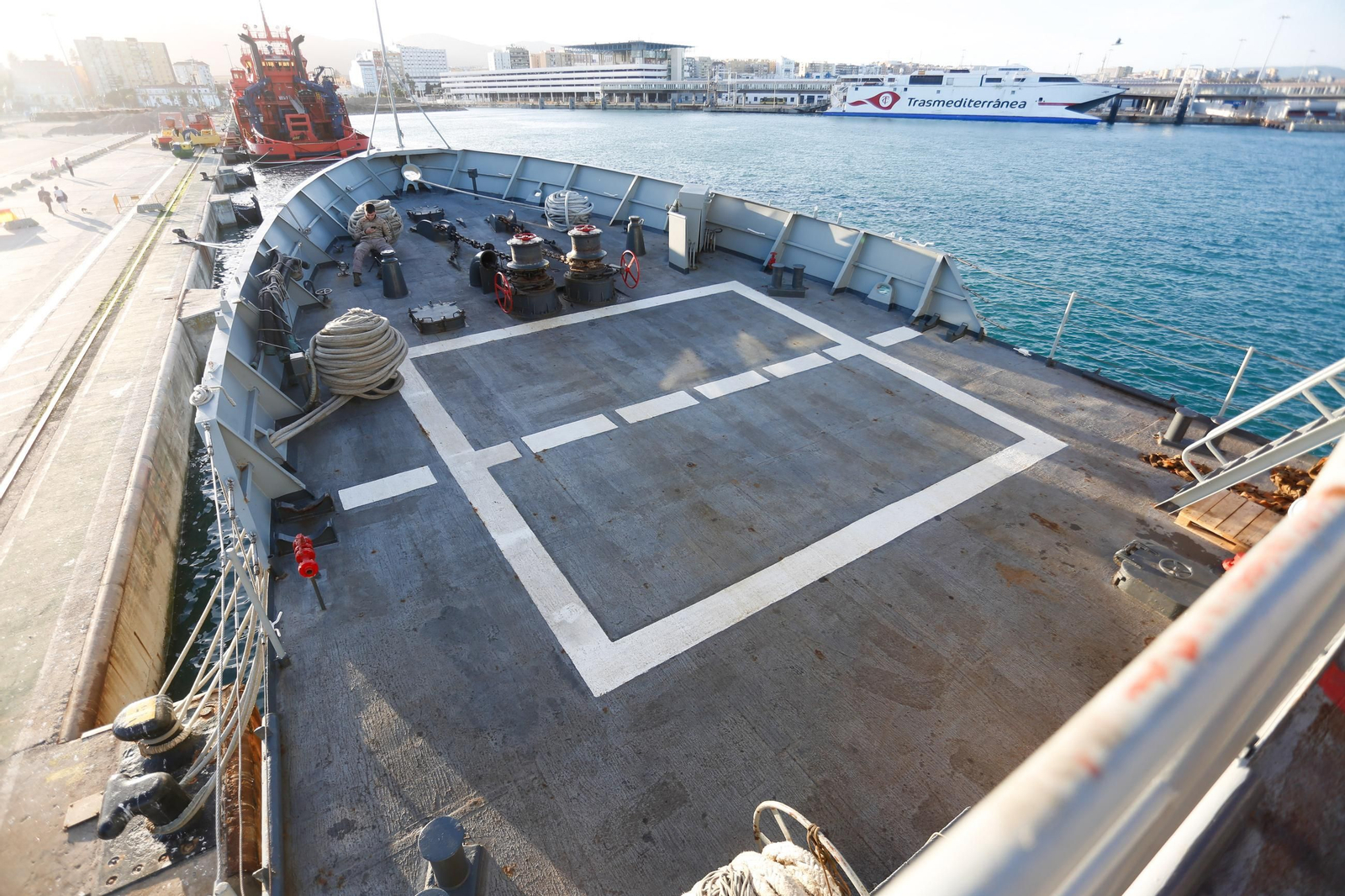 Fotos de la jornada de puertas abiertas del patrullero 'Vigía' en el Puerto de Algeciras