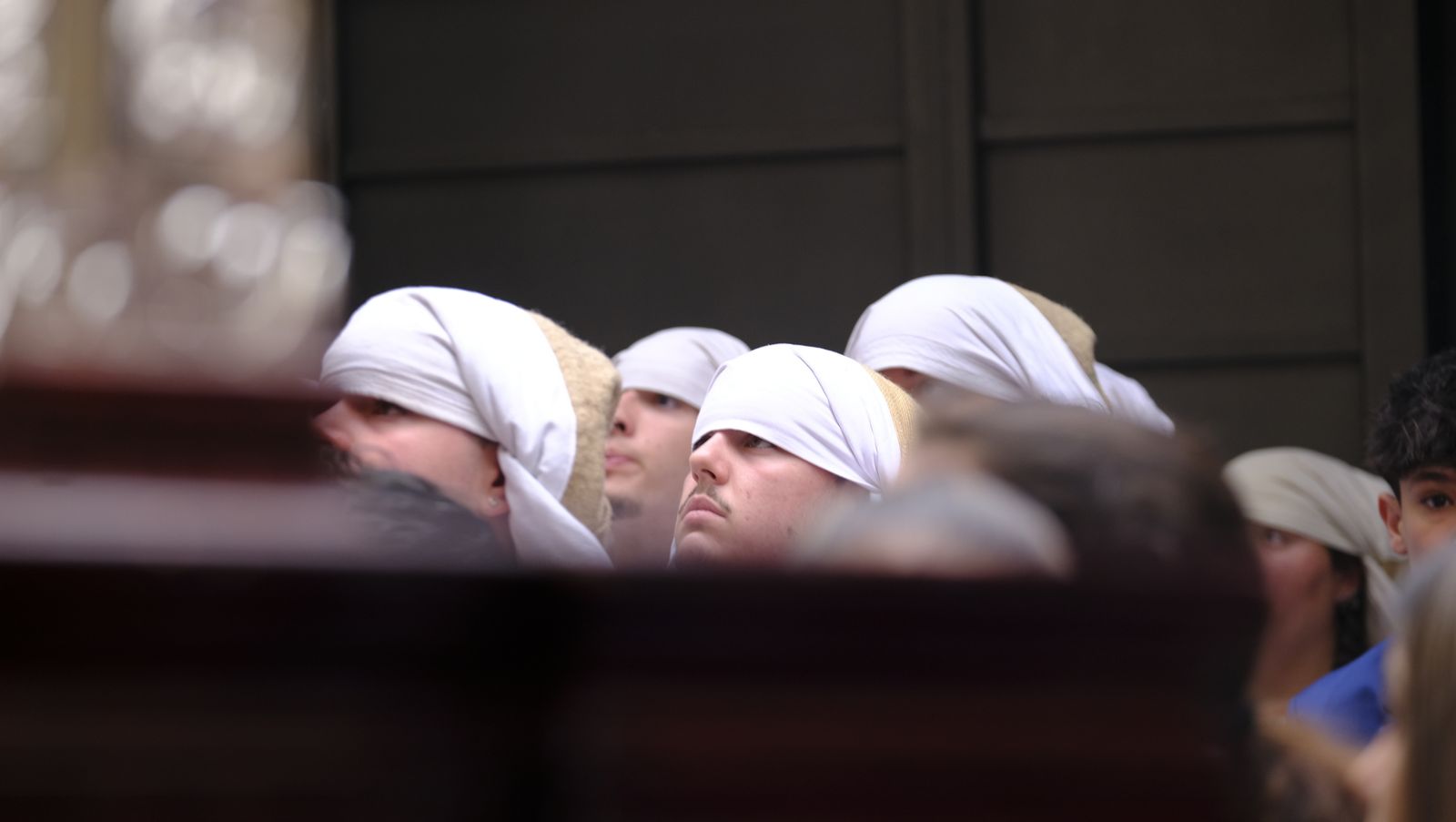 La Borriquita procesiona por las calles de Almería, en imágenes