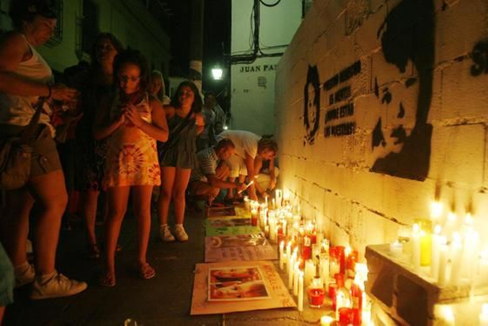Concentración y manifestación en memoria de los niños Ruth y José, tras conocerse las noticias de los informes de los forenses.

Foto: Jose Martinez