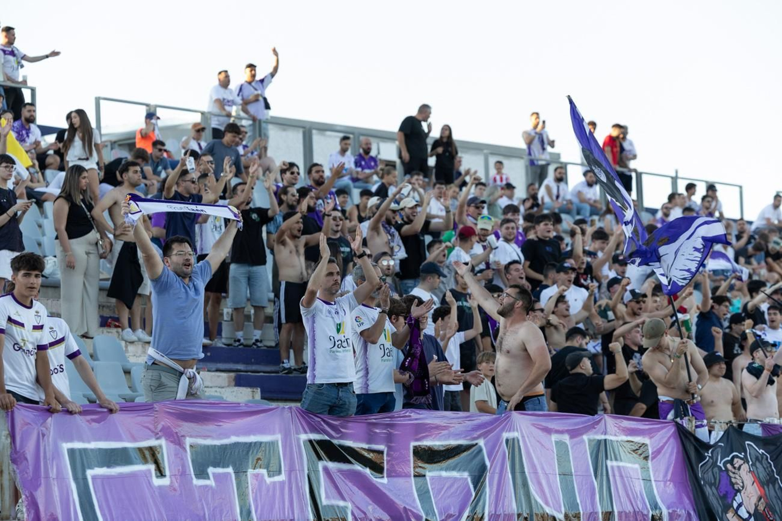 Las mejores imágenes del Real Jaén - CD Huétor Tájar Las mejores imágenes del Real Jaén - CD Huétor Tájar
