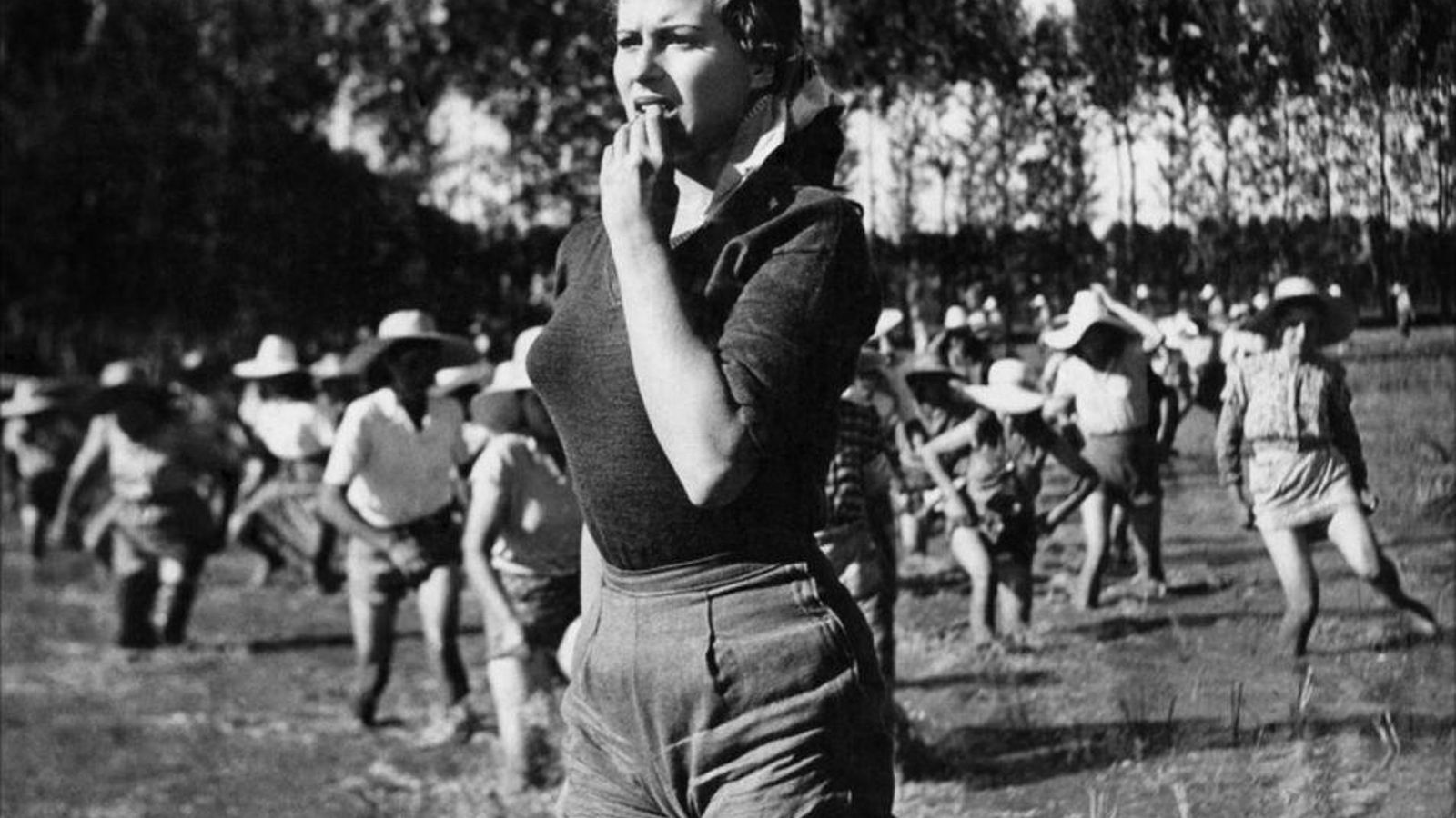 Una escena de 'Arroz amargo'