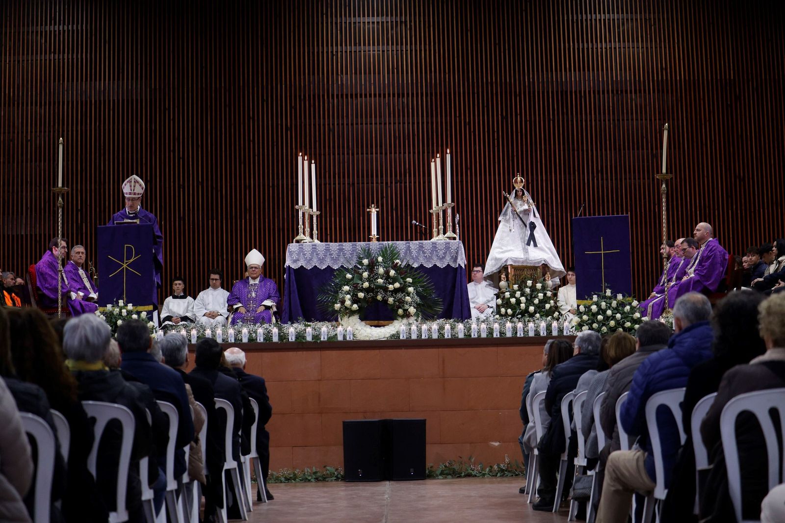 Las imágenes de la misa funeral en Adamuz por las víctimas del accidente de tren