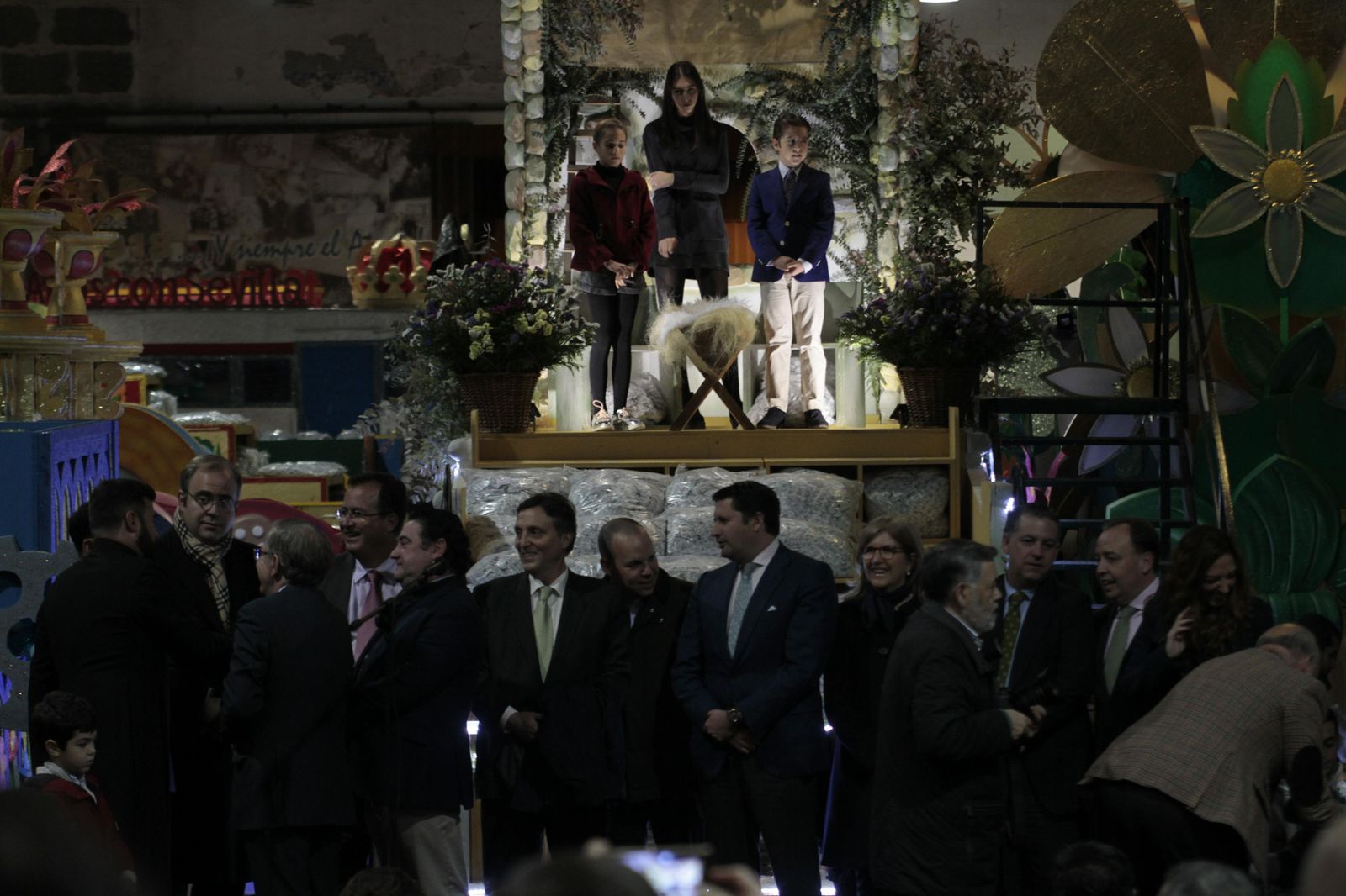 Entronización del Niño Jesús en la carroza del Nacimiento