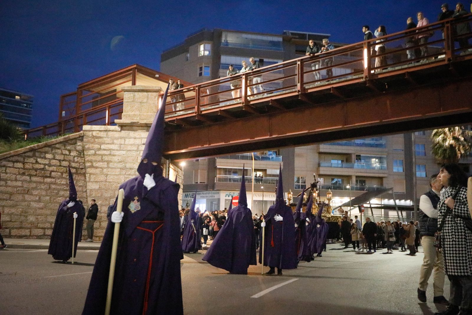 La procesión del Encuentro, en imágenes