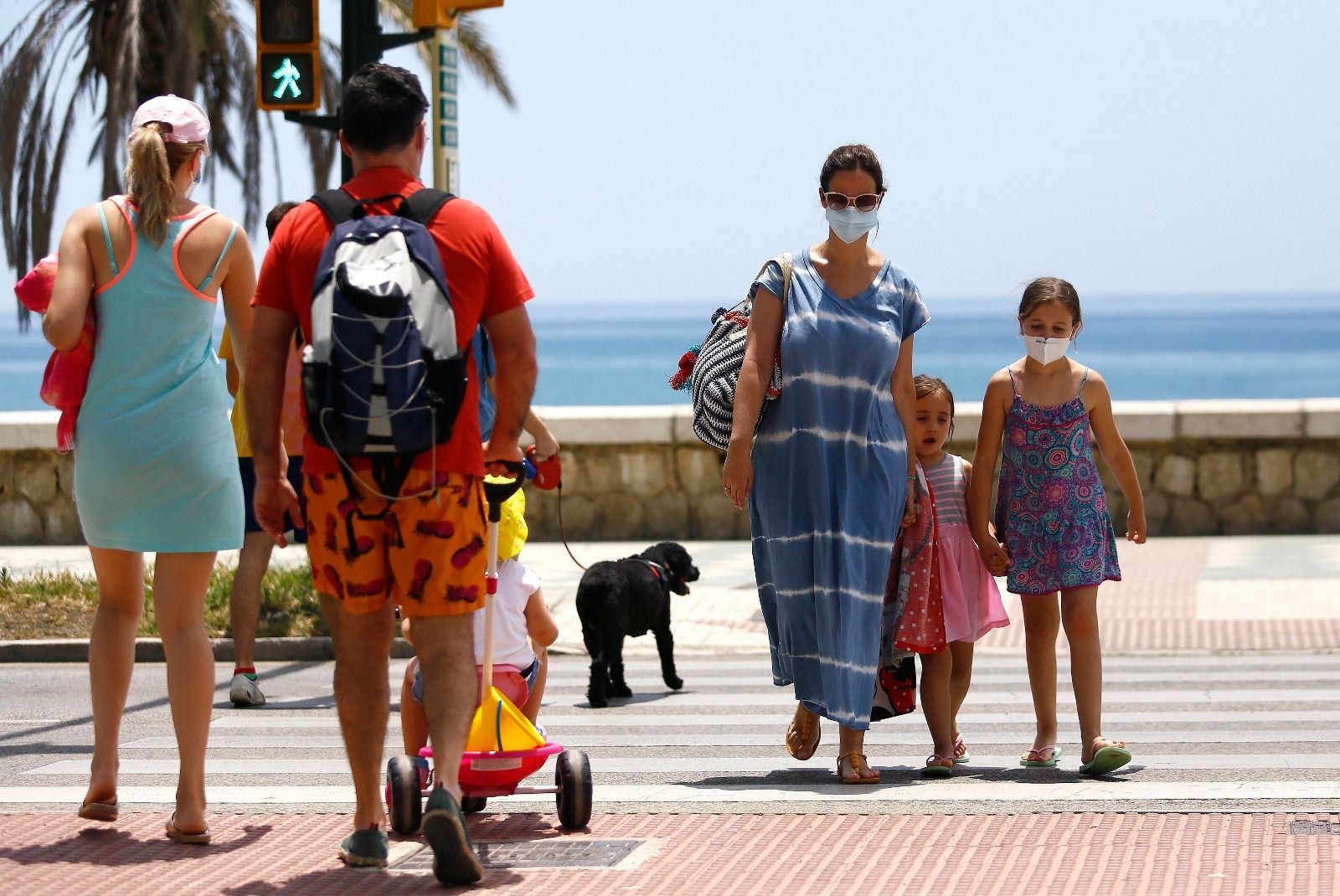 Los bañistas estrenan en las playas la fase 2