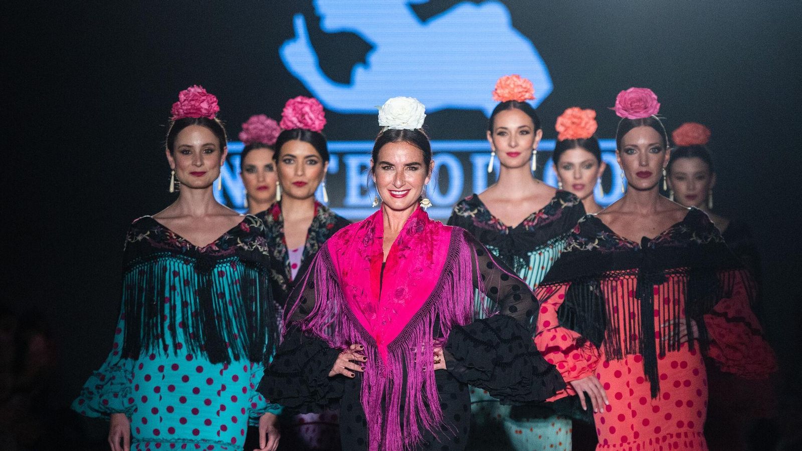 Lunares a contraste en las propuestas de NOTELODIGO para We Love Flamenco.