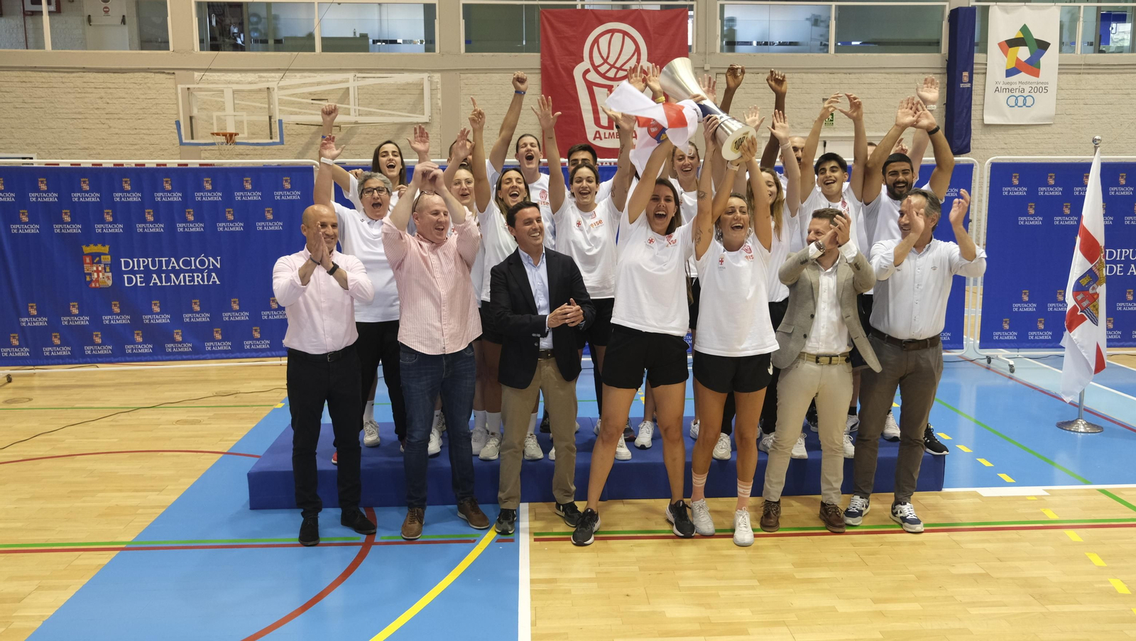 Imágenes del ascenso del ISE Costa de Almería a la Liga Femenina Challenge de Baloncesto