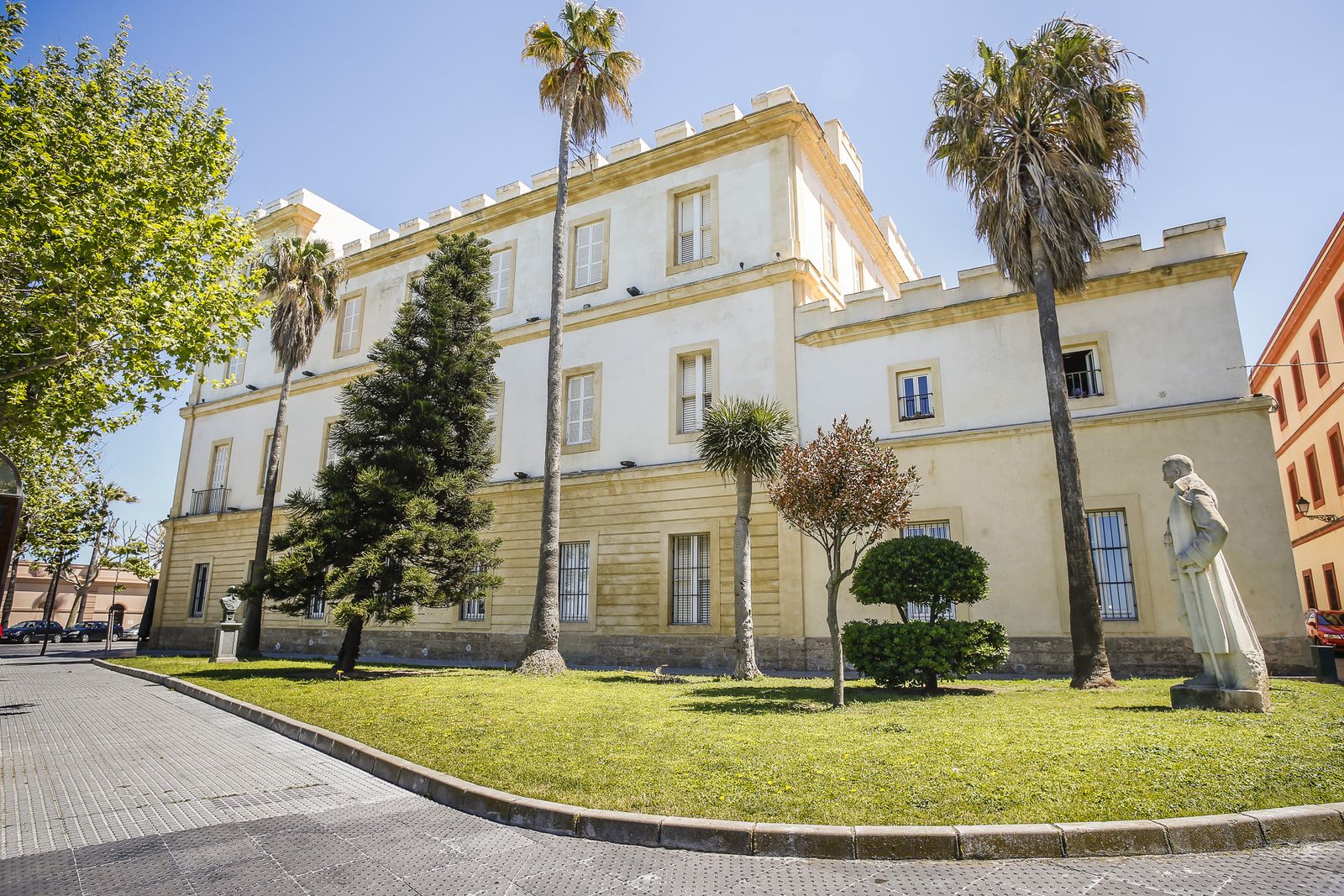 Sede actual del Rectorado de la Universidad de Cádiz.