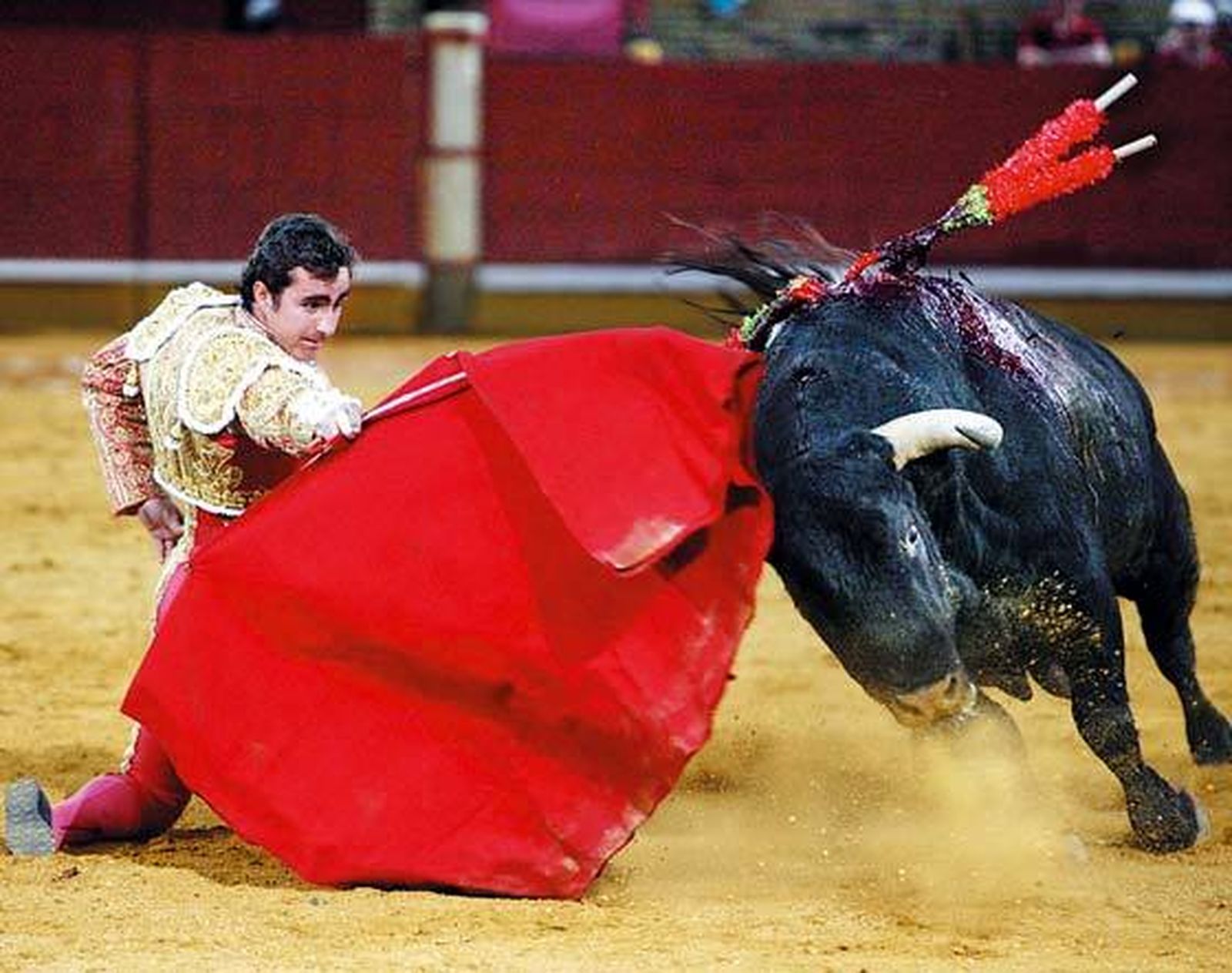 El Fandi: Líder y as en banderillas