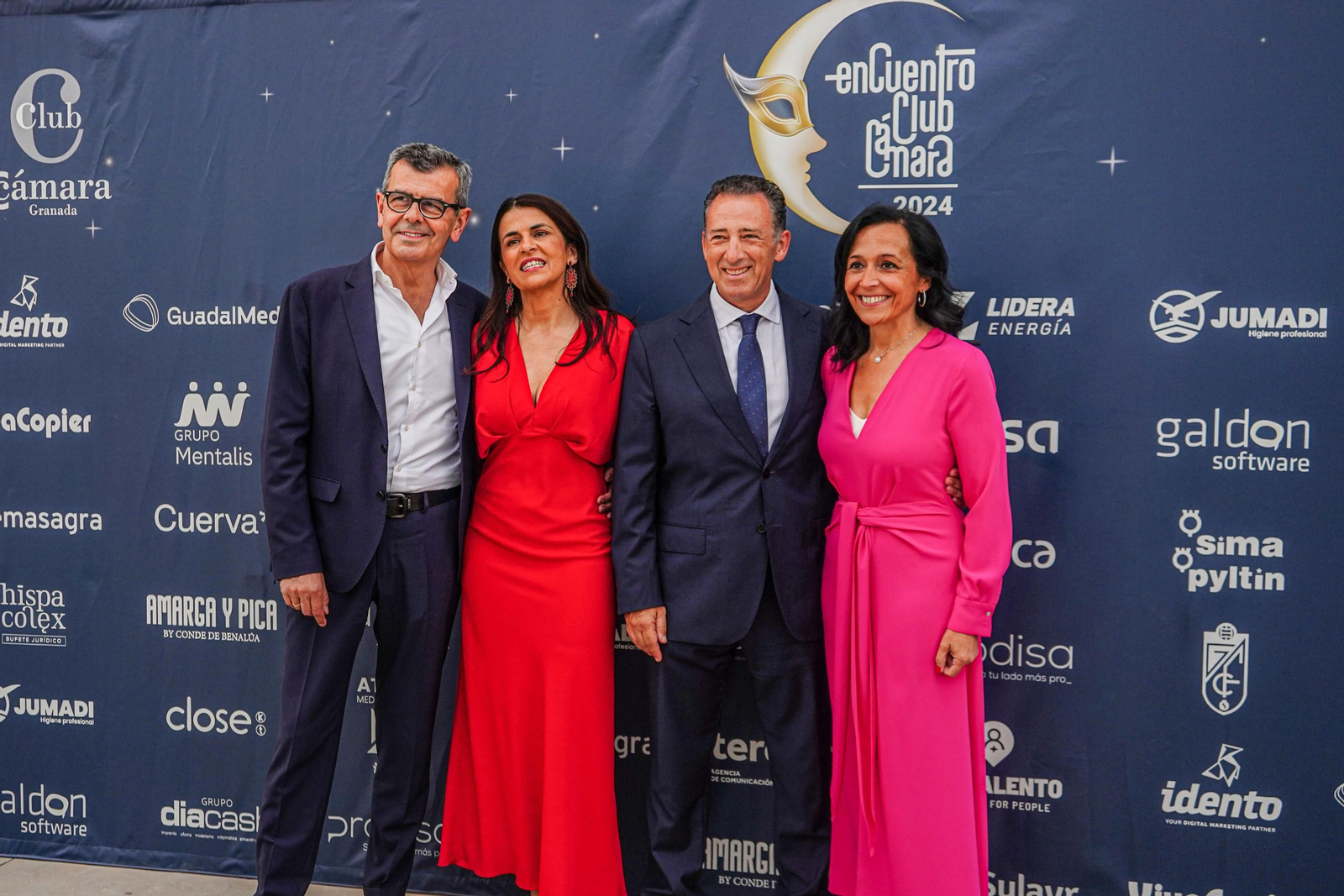 Cámara Granada celebra su gran gala entre humoristas y chirigotas: las imágenes