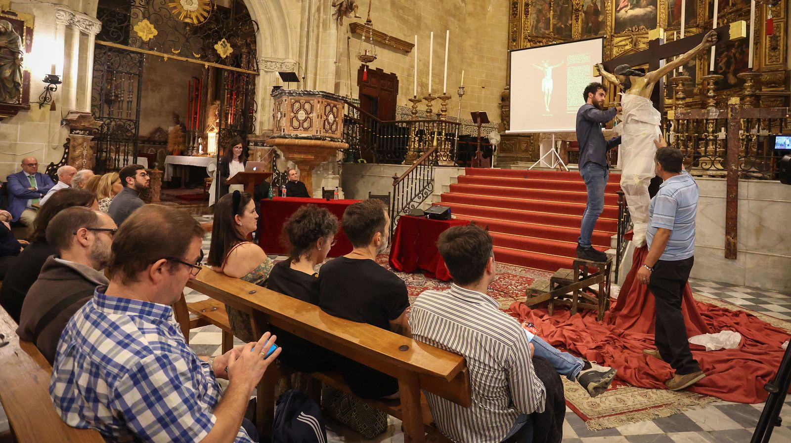 El Cristo de la Viga de San Marcos ya está restaurado