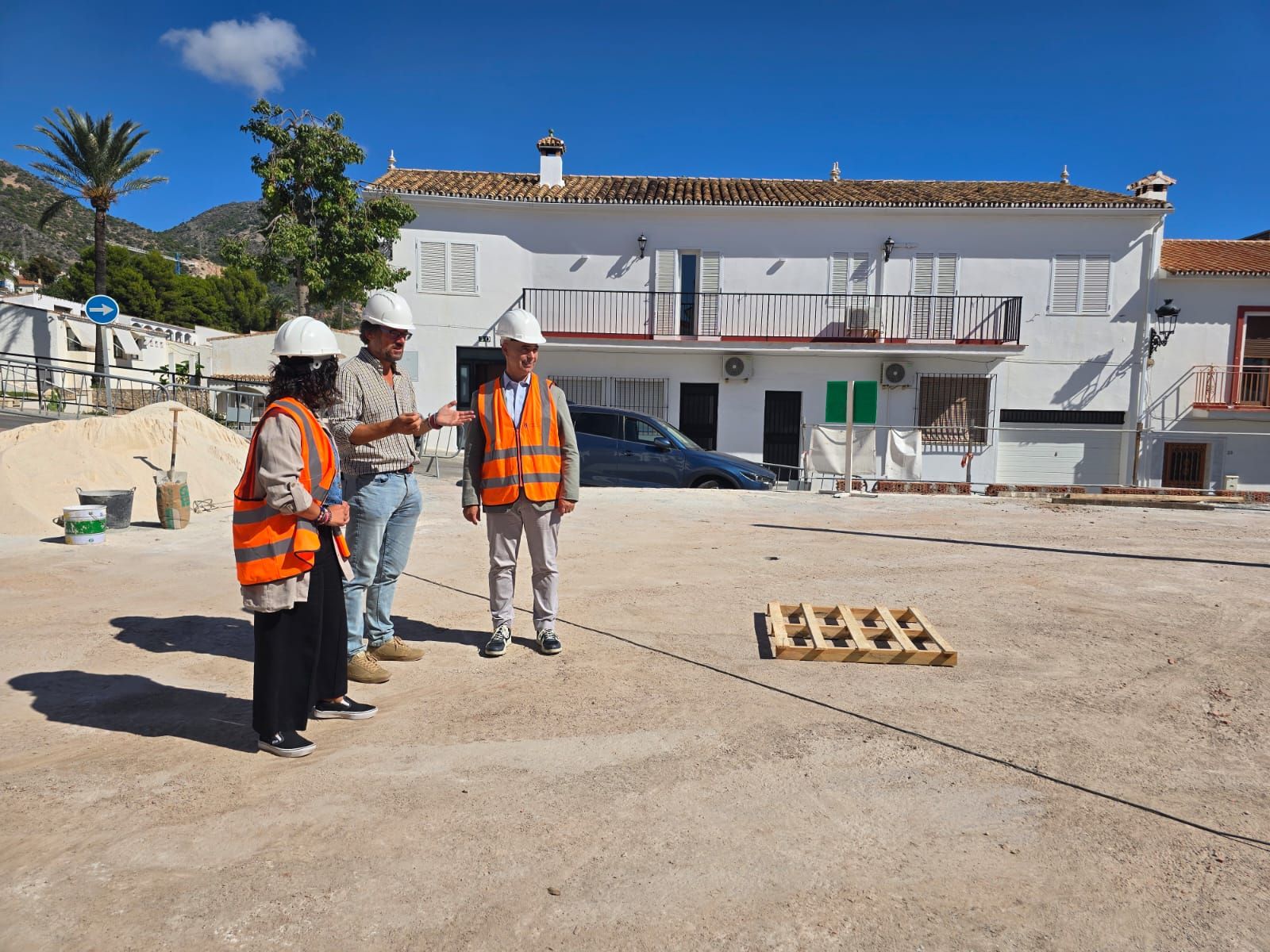 Avanza la rehabilitación de la plaza del Alguacil y el parking de La Cazalla, en Benalmádena Pueblo ...