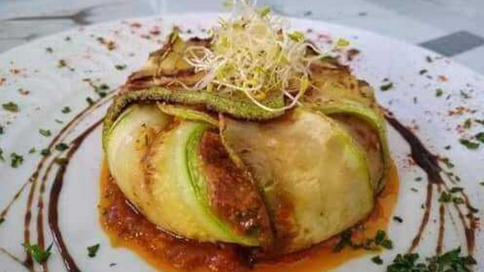 Timbal de tapines, del Bar Restaurante La Embajada.