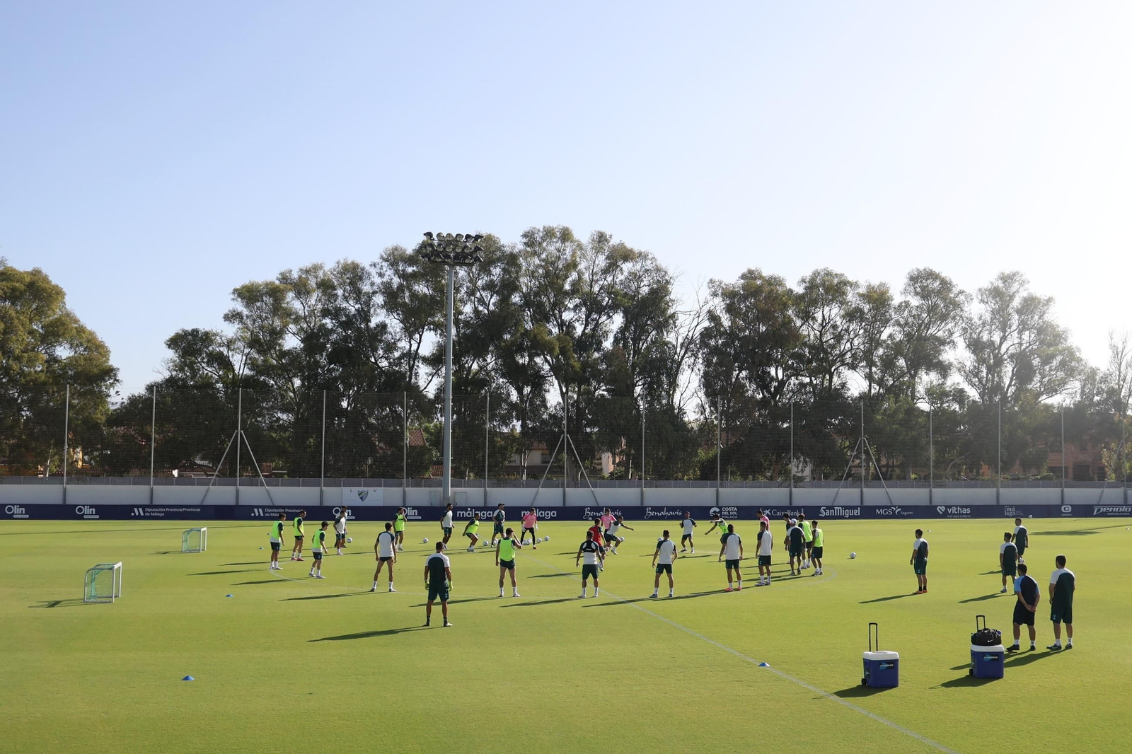 El Málaga CF se muda a la Ciudad Deportiva sin Eneko Jauregi