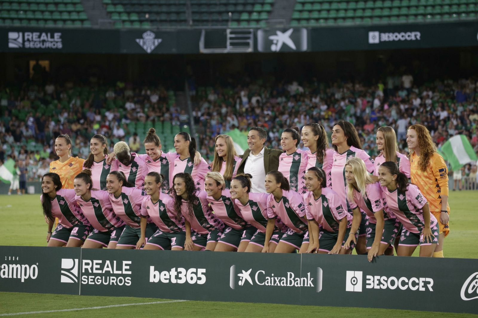 Las imágenes del Betis-Las Palmas homenaje a Rubén Castro