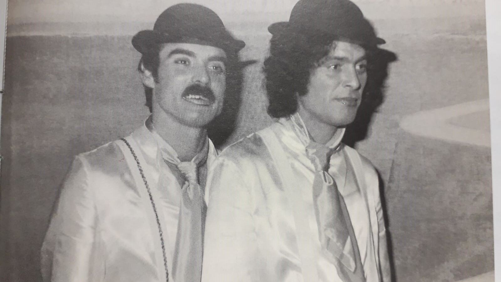 'Catalán Chico' y 'Catalán Grande' en la comparsa 'Los golfos' (1978).