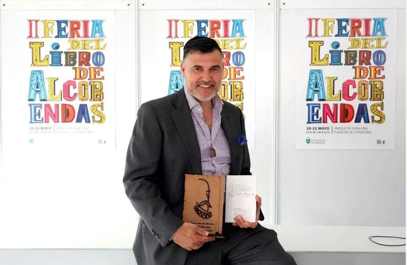 Juan Manuel Sainz Peña, con el Premio Internacional de Alcobendas ‘Bachiller Alonso López’.