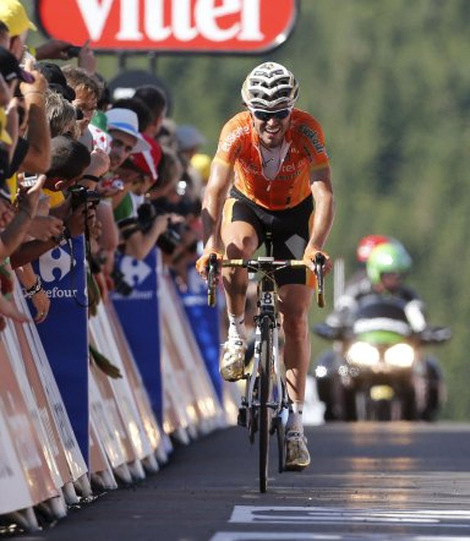 Samuel Sánchez se retira del Tour por una caída