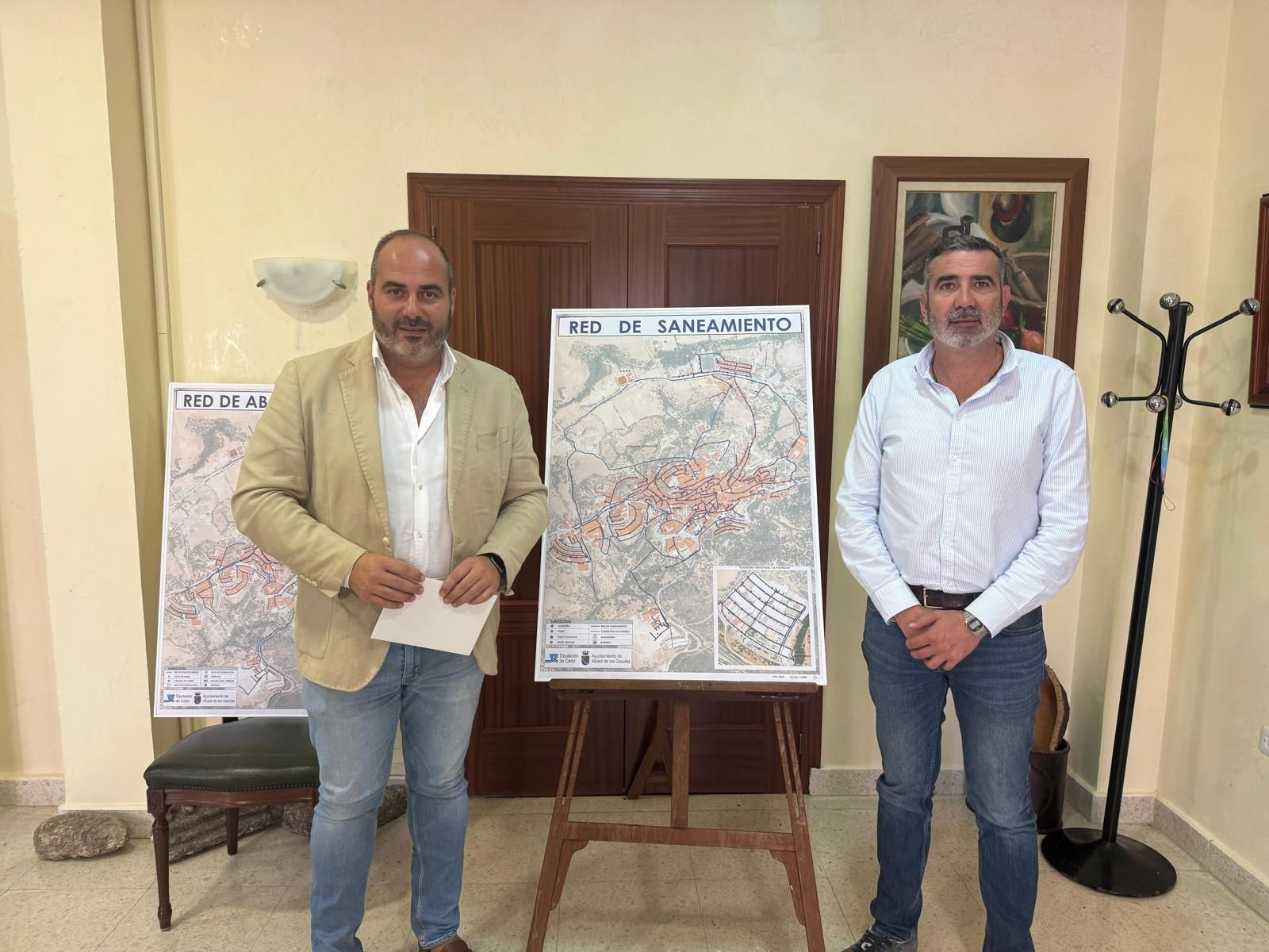 El alcalde de Alcalá de los Gazules y el diputado en el anuncio de la digitalización de la red de aguas de Alcalá de los Gazules