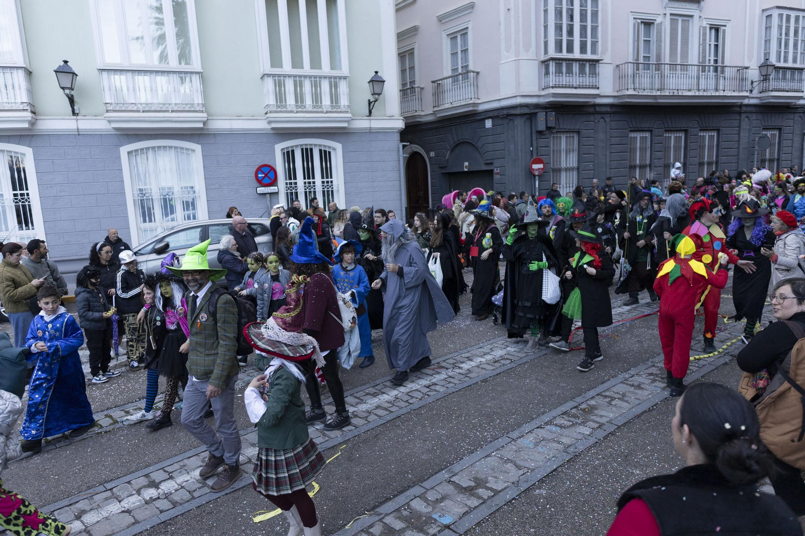Las imágenes de la Cabalgata del Humor del Carnaval de Cádiz 2025