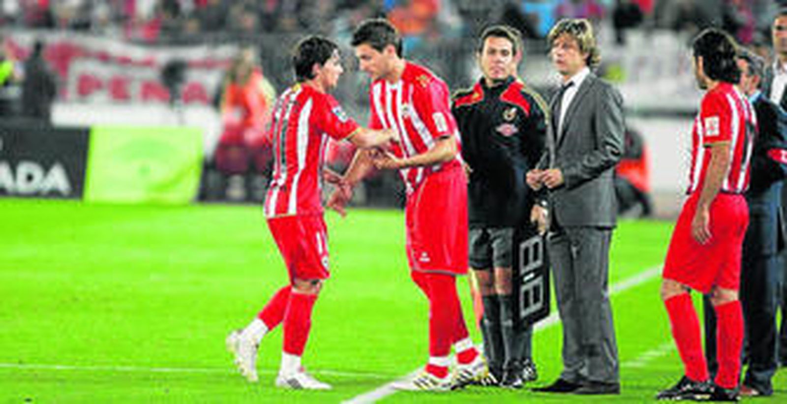 Álex Quillo, en el momento de entrar en el campo por Piatti.