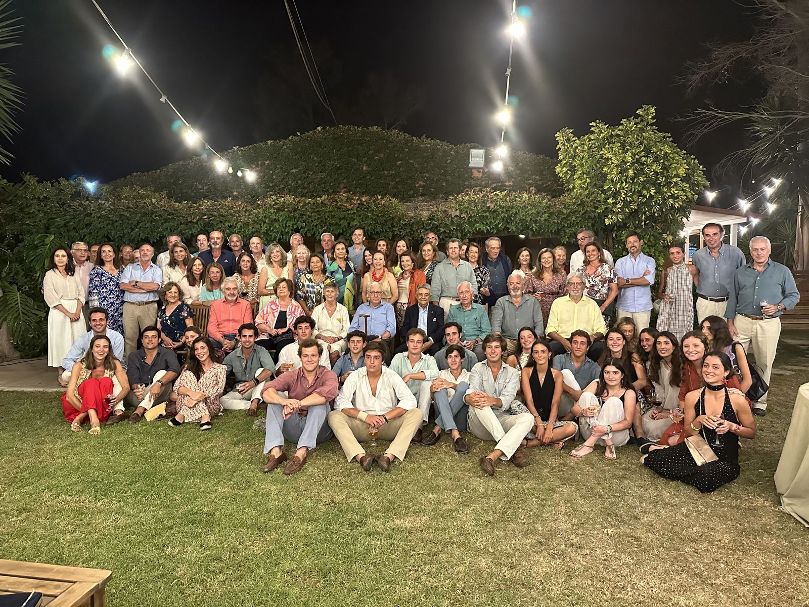 Los asistentes al encuentro familiar de los Fernández de Mesa el pasado sábado en El Puerto.