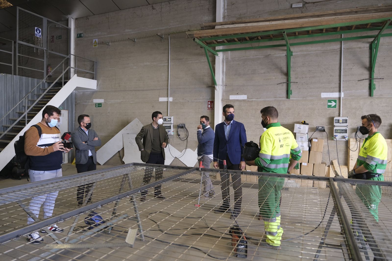 Fotogalería de la visita al vivero municipal de Almería.