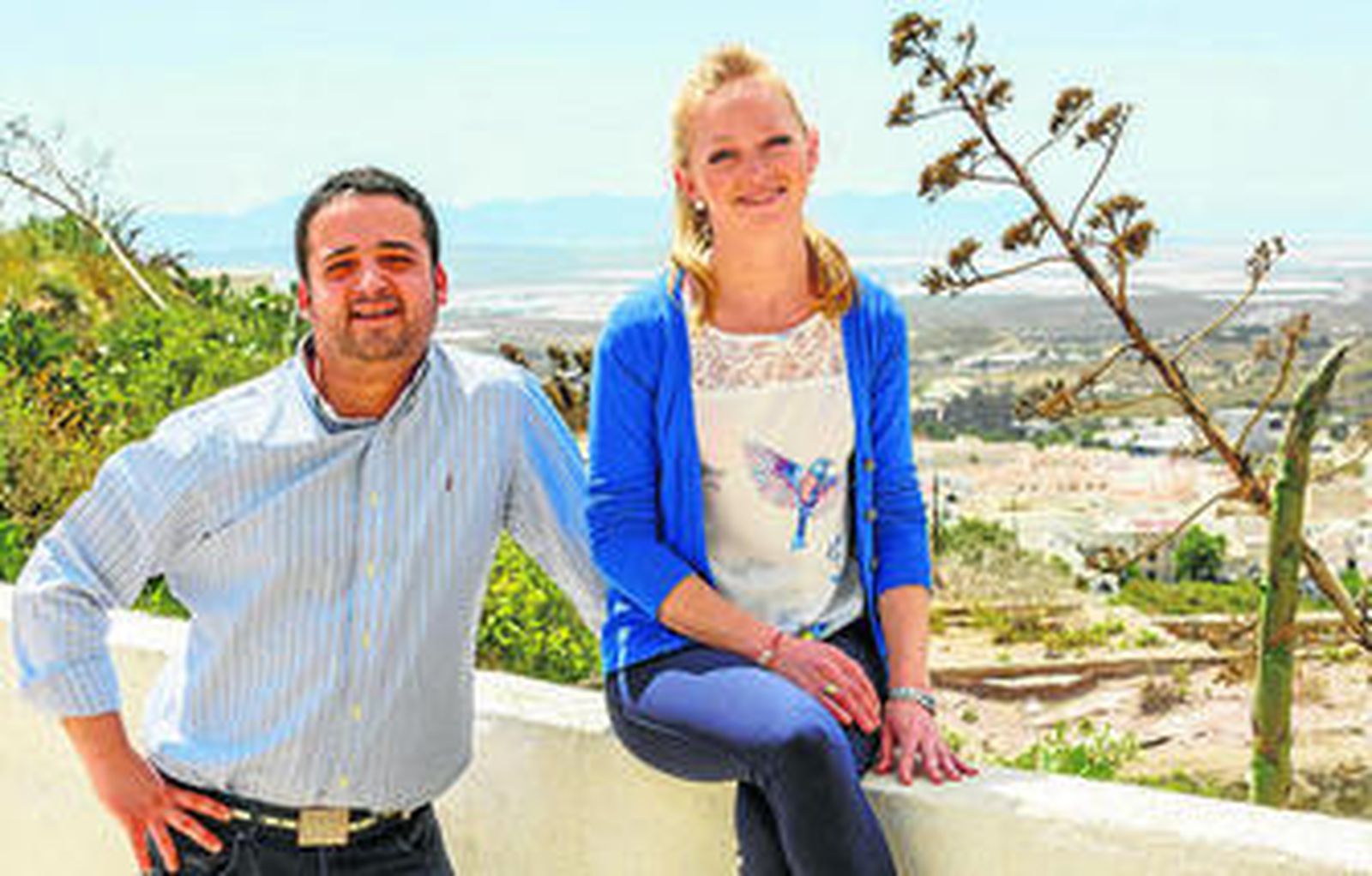 Juan y Lourdes, los promotores y gerentes de niHouse.