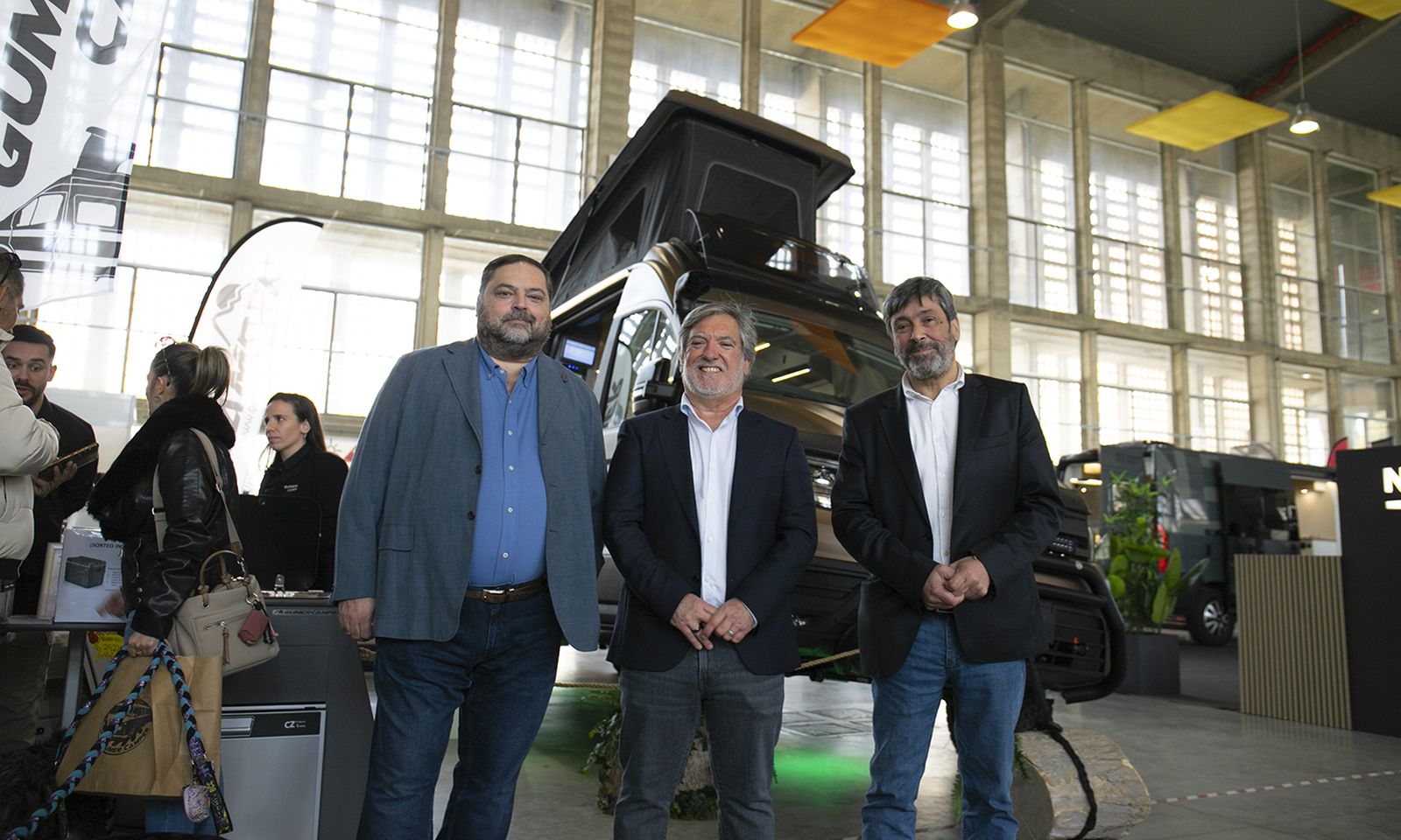 Carlos Landín, Juan Ángel Duarte y José Luis Quintero, en la inauguracion Salon Andaluz del Caravaning.