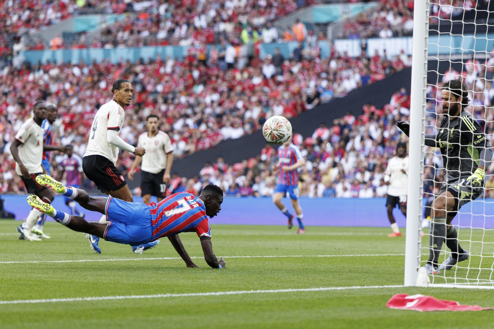 El título del Crystal Palace sobre el Liverpool, en imágenes (2-1)